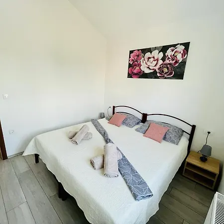 Apartment Tina