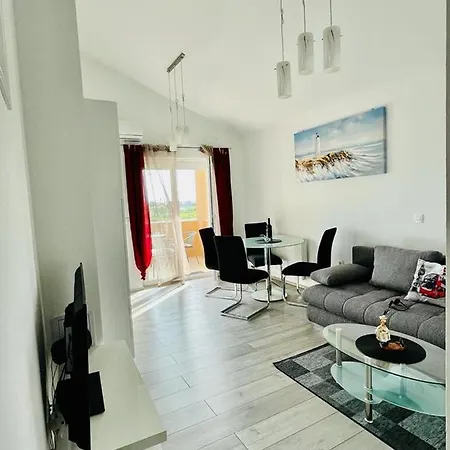Tina Apartment Murvica (Policnik)