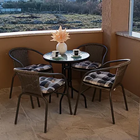 Apartment Tina Murvica (Policnik)