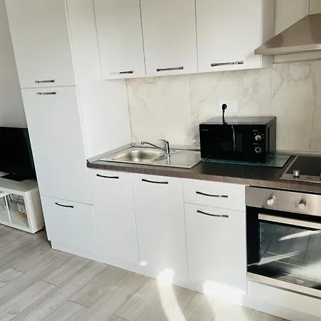 Tina Murvica (Policnik)