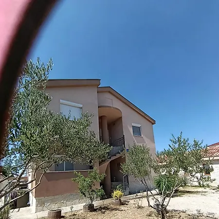 Apartamento Tina