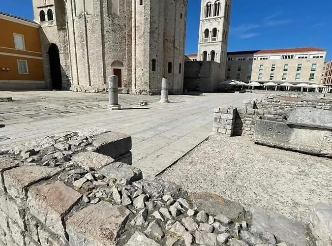 Tina Murvica (Policnik)